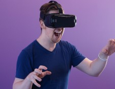 Lietuvos įmonė siekia naudoti virtualios realybės technologijas psichoterapijos priemonėms kurti