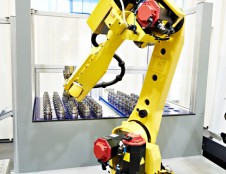 K. Žemaitis pakvietė Japonijos robotikos milžinę investuoti Lietuvoje