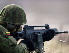 Vyriausybė pritarė Lietuvos gynybos pramonę stiprinančiam įstatymo projektui